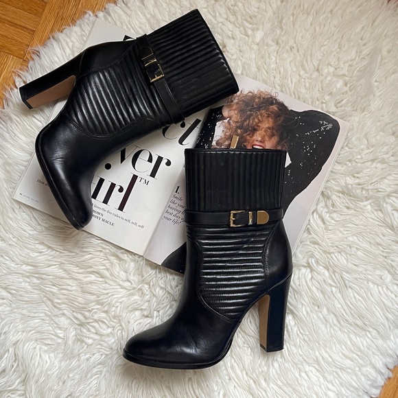 Vince Camuto 
VC Curtis Boots/Bootie 
Black Heeled Ankle Boots w/ Gold Buckle - Picture 4 of 10